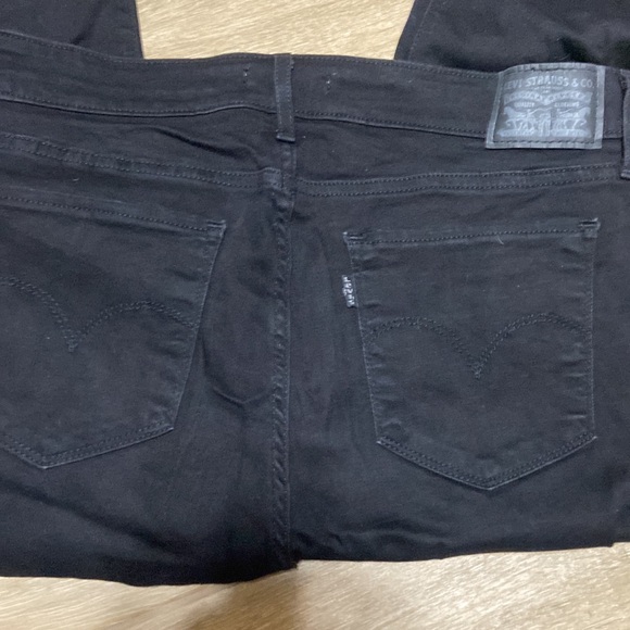Black Levi’s skinny jeans 31 - Picture 3 of 4
